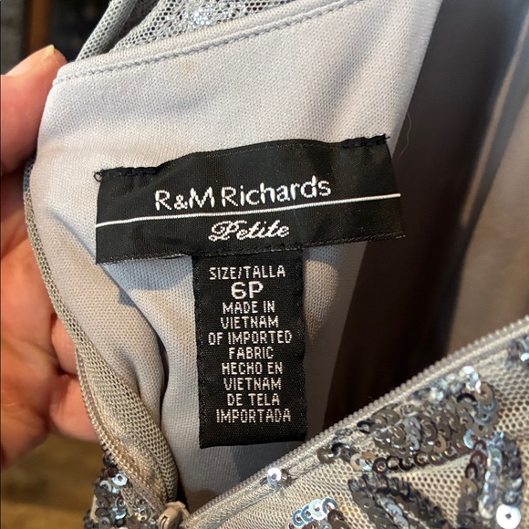 R&M Richards ✨ Silver Sequin Embellished Evening Gown ✨  Make a stunning entranc - Picture 2 of 4
